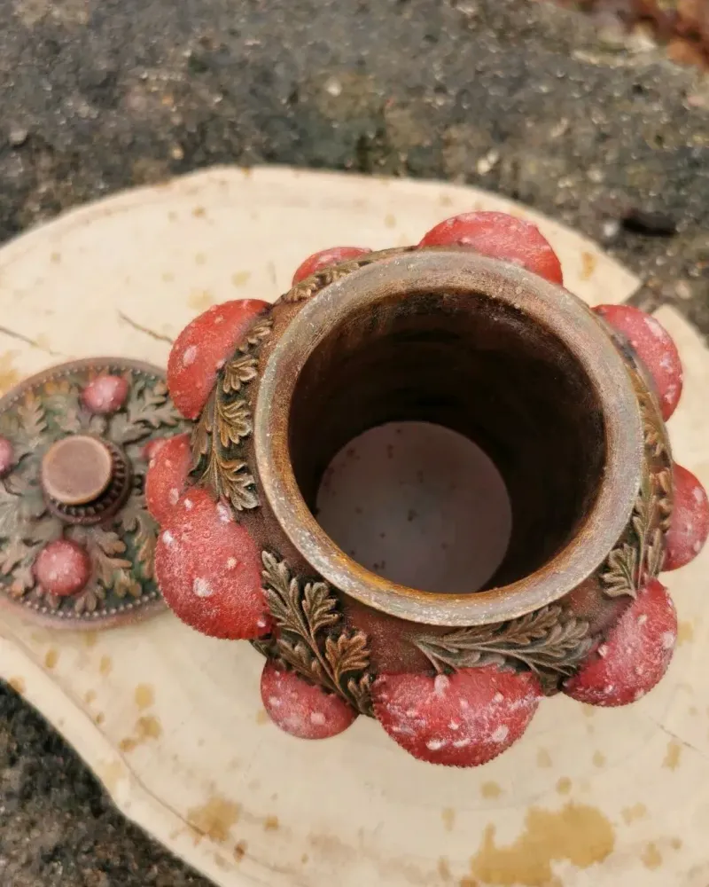 Шкатулка с мухоморами