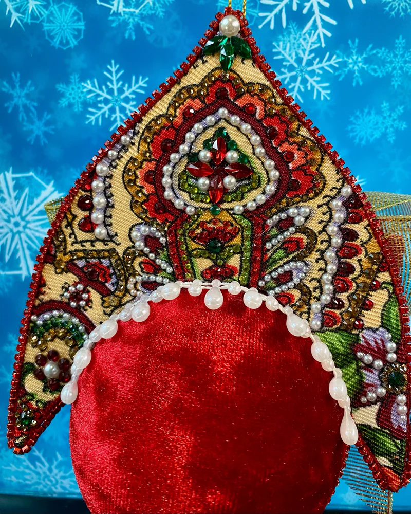 Ёлочная игрушка из коллекции Кокошники "Русская зима"