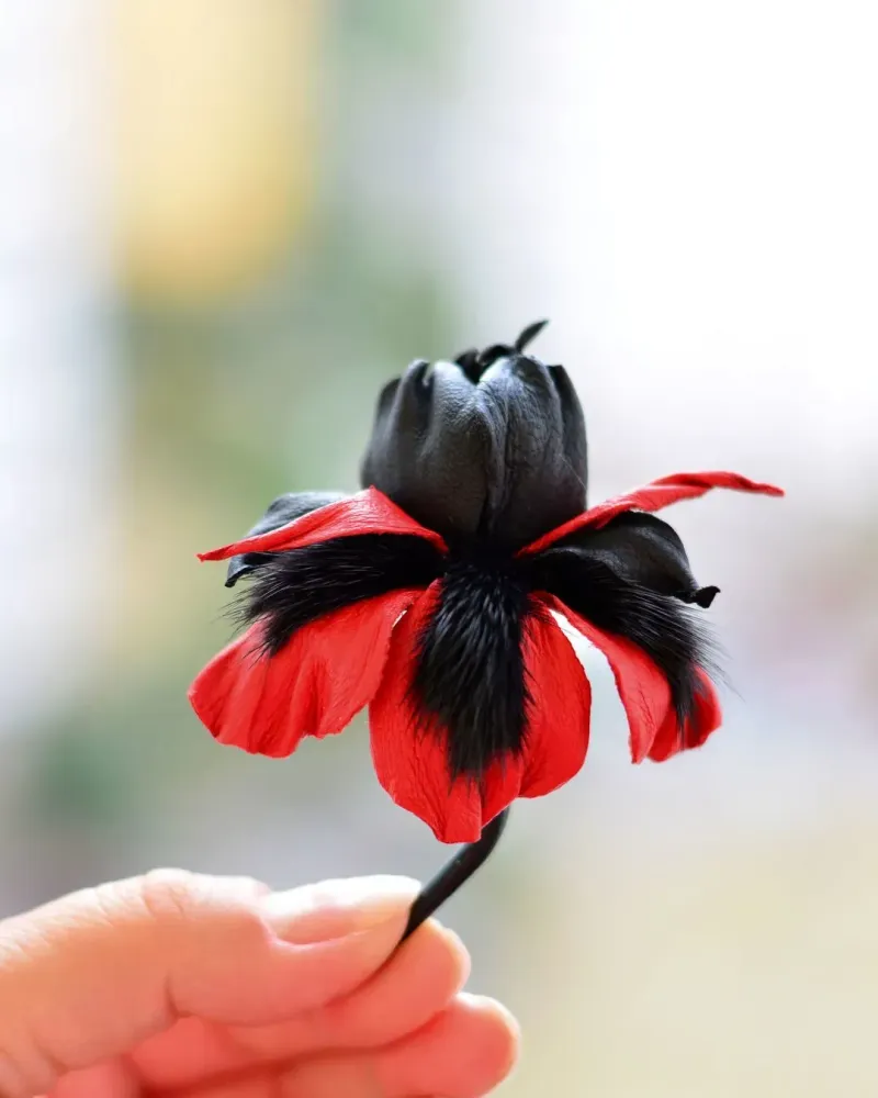 Комплект кольцо и серьги Ирисы красно черный из кожи с мехом норки
