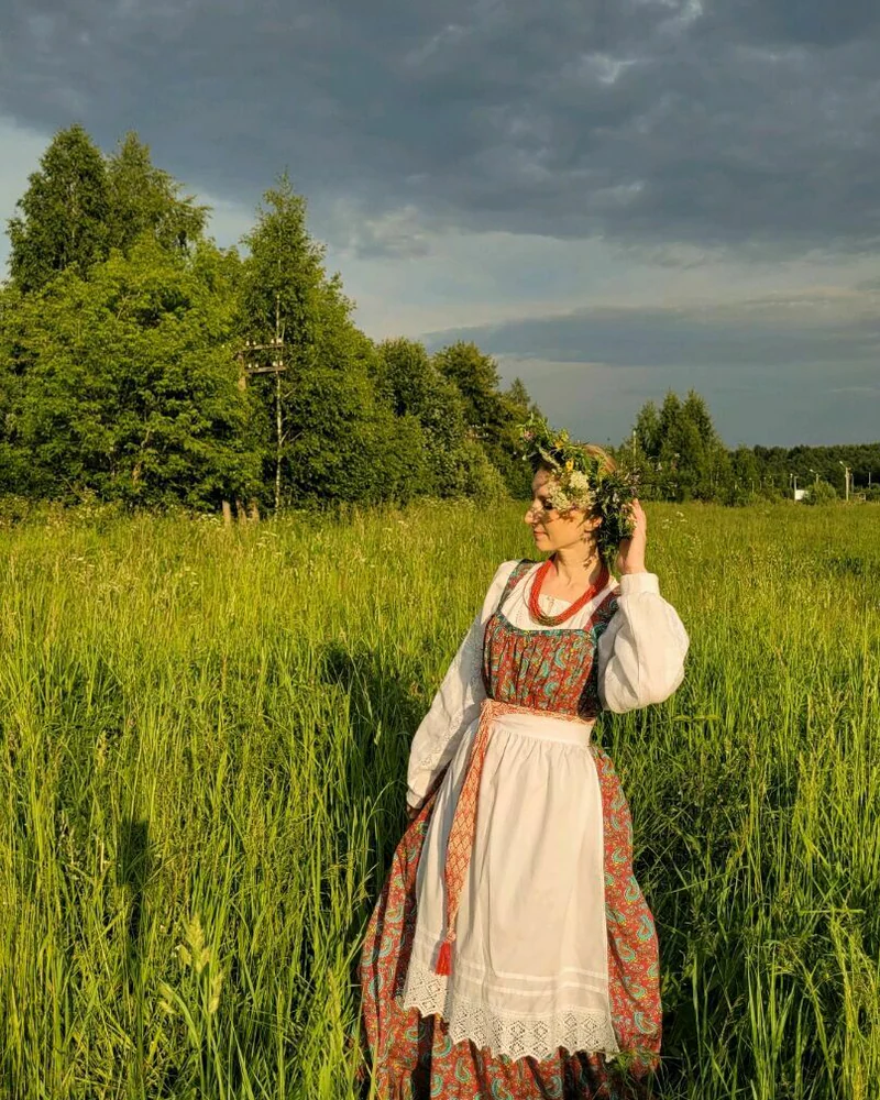 Фартук этнографический с кружевом, белый