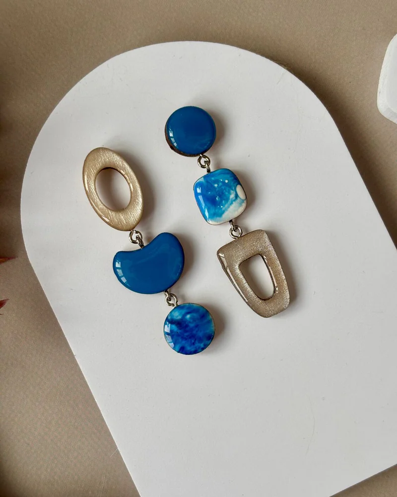 Серьги асимметрия Голубой с серебром