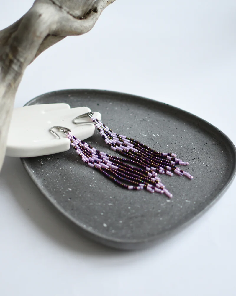 Серьги из бисера с бахромой — Фиолетово-розовый