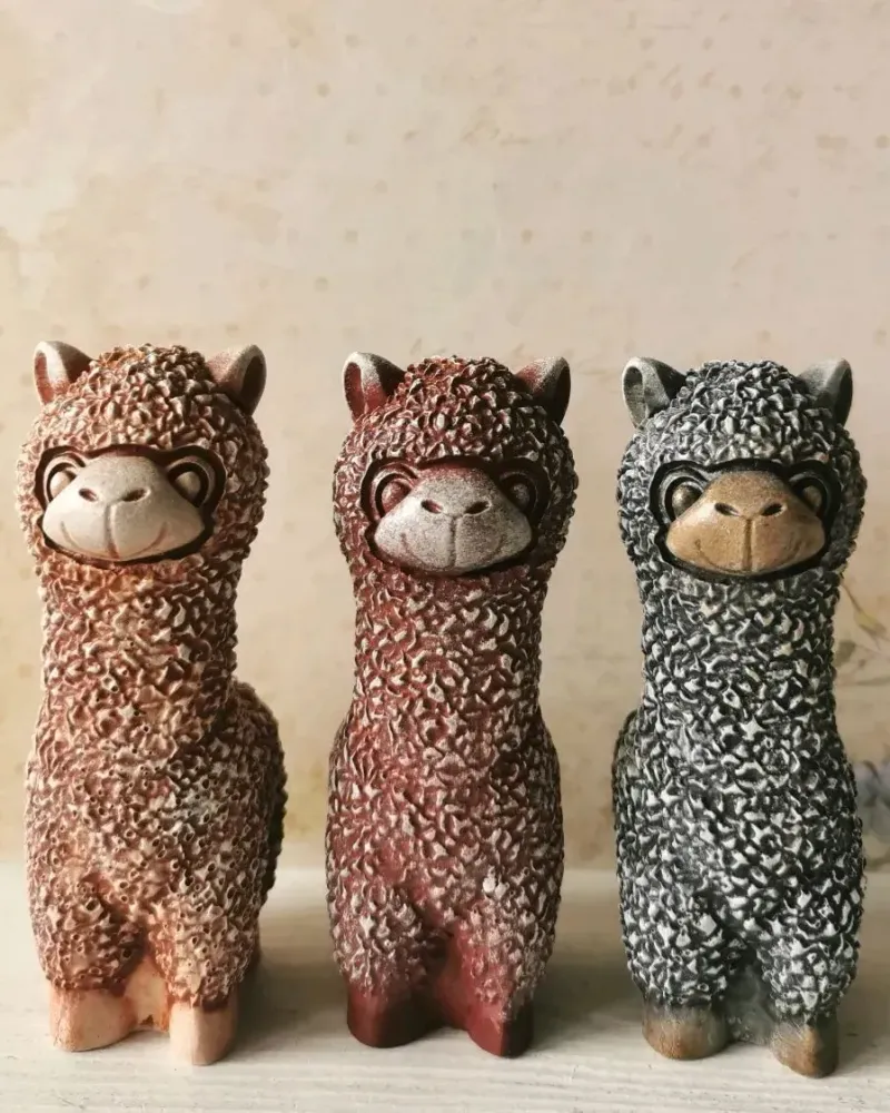 Альпака, фигурка из гипса