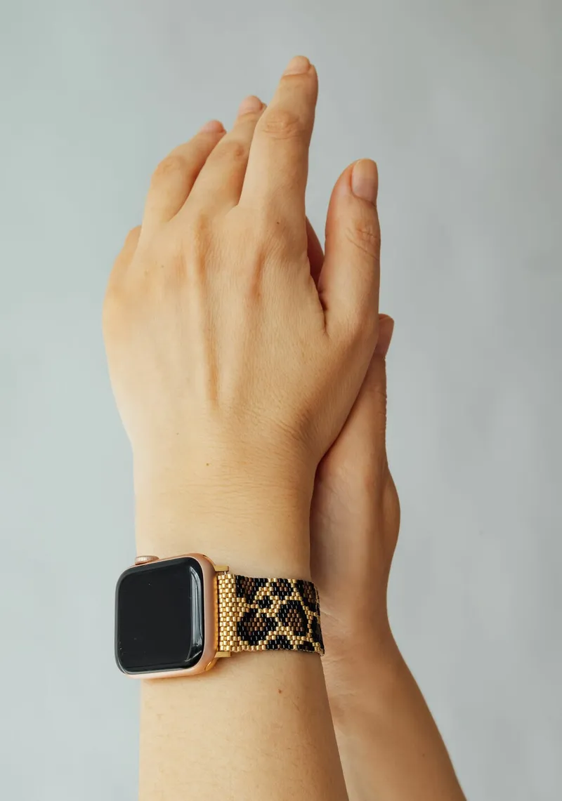 Ремешок из бисера для Apple Watch 38–40 мм