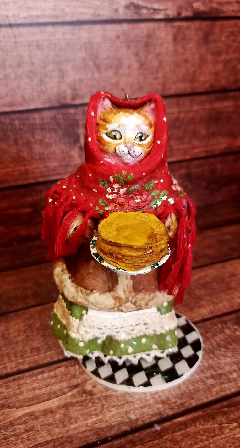 Кошечка с блинами