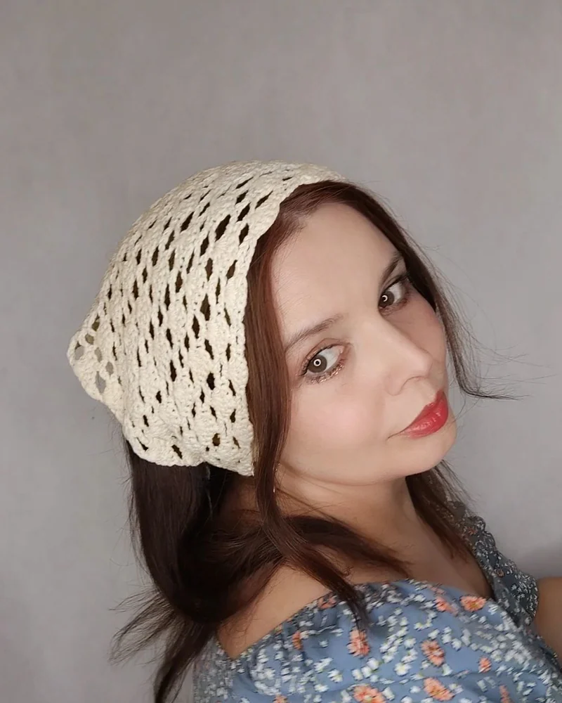 Ажурная косынка крючком из хлопка Белый