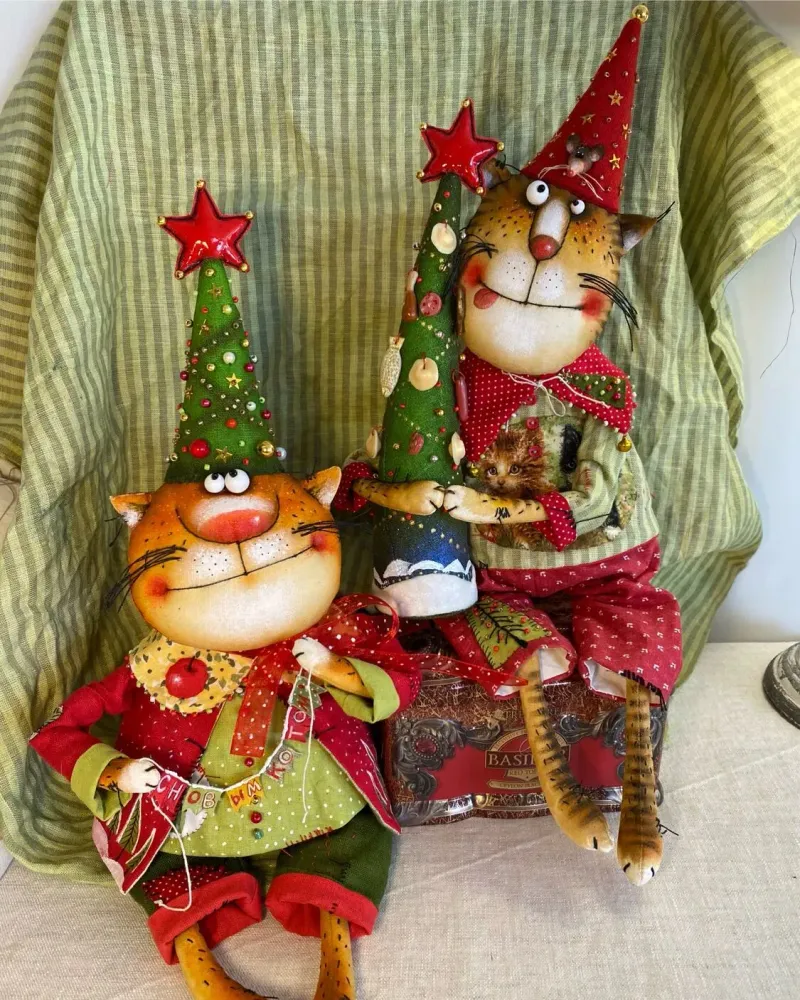 Новогодний кот с ёлочкой, текстильная кукла, 44 см