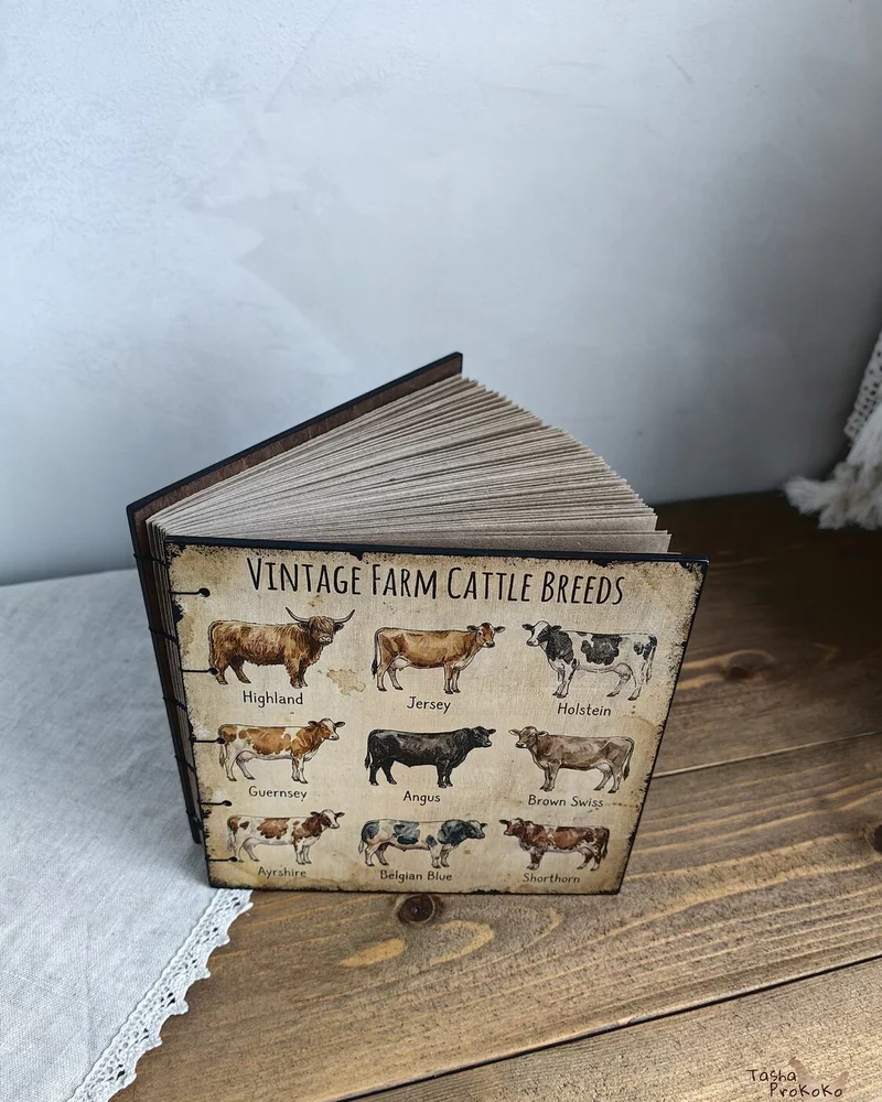 Деревянный блокнот 15,5×15,5 см с коптским переплётом — Cows