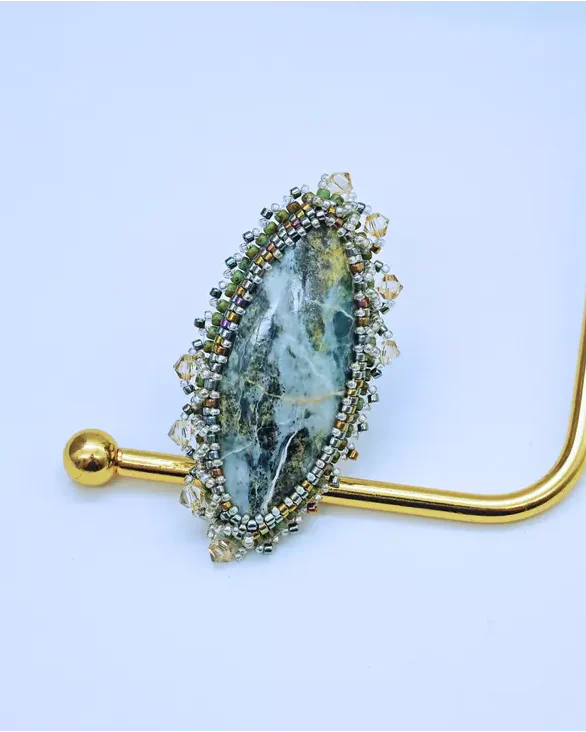 Авторское кольцо со змеевиком и Swarovski