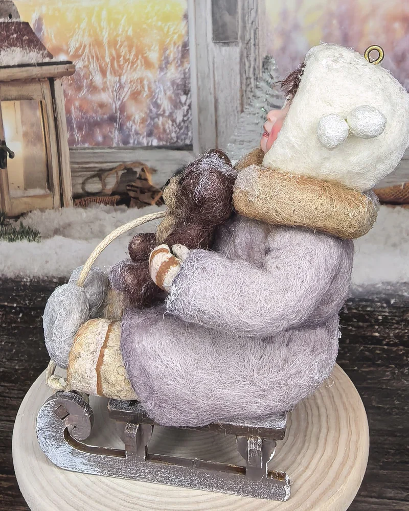 Ватная игрушка " Девочка на санках с Мишкой"