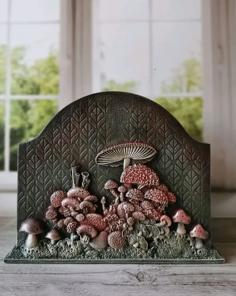 Карандашница с мухоморами, 2 секции