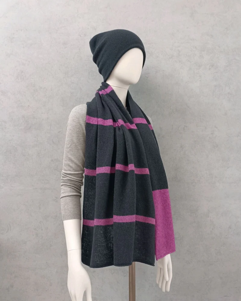 Тонкий шарф-палантин 100% кашемир — Смола меланж/манжента меланж приглушённы