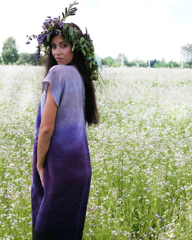 Шелковое натуральное платье Фрезии батик ручная роспись