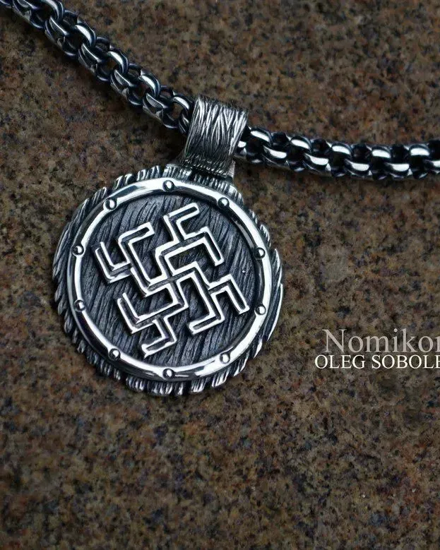 Подвес Новородник на щите — Основной