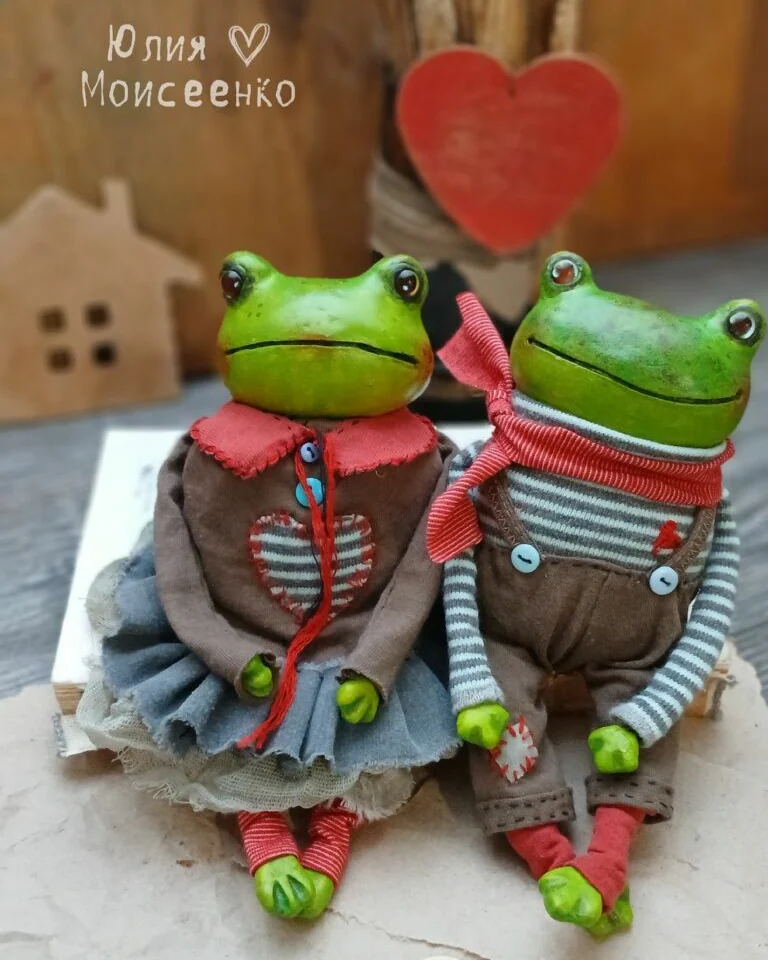 Лягушонок Пип, игрушка в смешанной технике