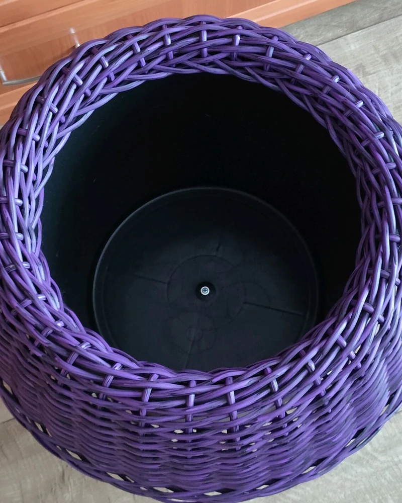 Напольное кашпо из ротанга, фиолетовое, 16 л