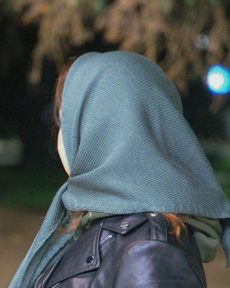 Вязаная косынка из мериноса пыльный серо-голубой