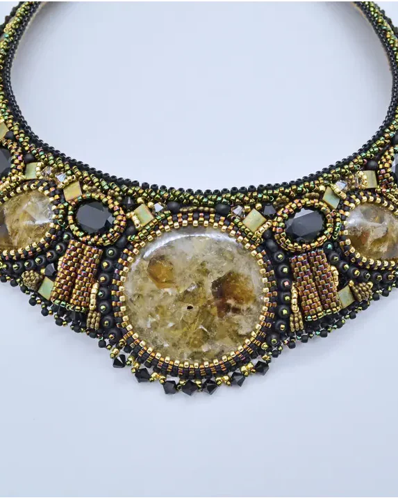 Авторское колье с цитрином и Swarovski