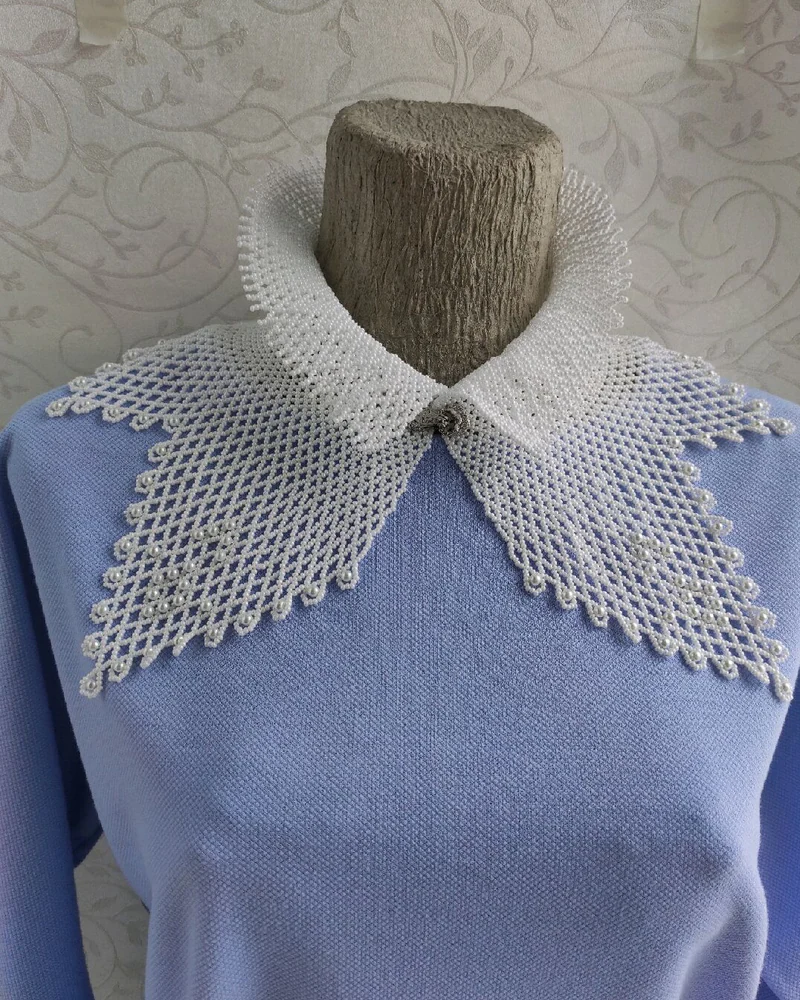 Белый кружевной воротник из бисера и жемчуга Мария Стюарт