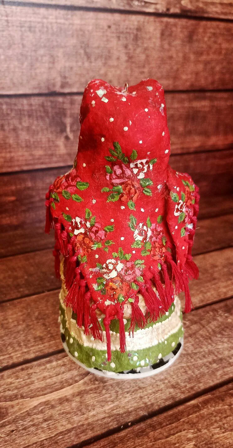 Кошечка с блинами