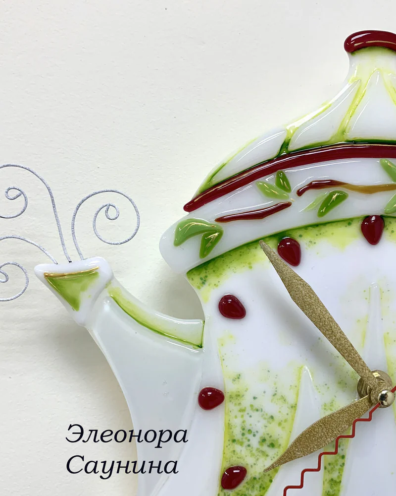 Часы фьюзинг с маятником Чайник с гранатами фьюзинг