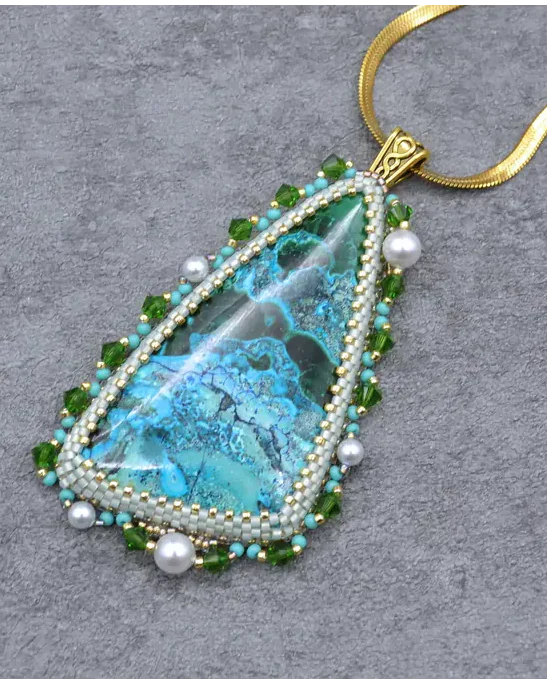 Кулон ручной работы с хризоколлой и Swarovski