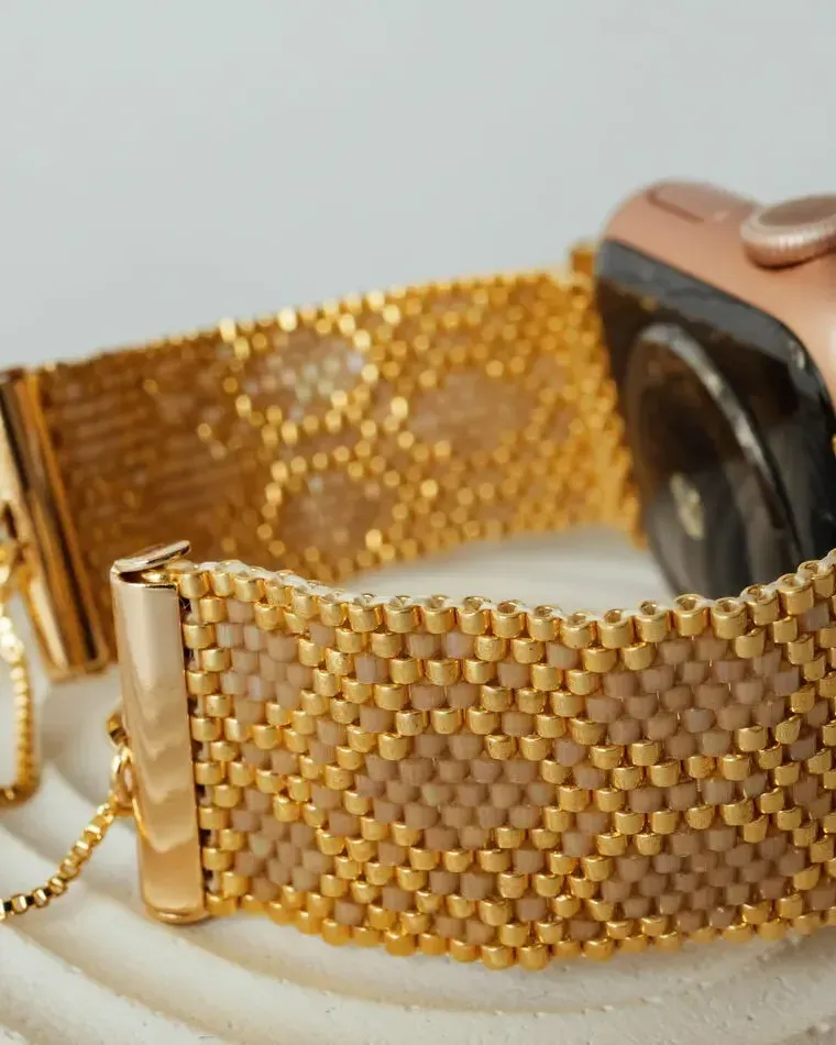 Ремешок из бисера для Apple Watch 38–40 мм — Золотистые соты