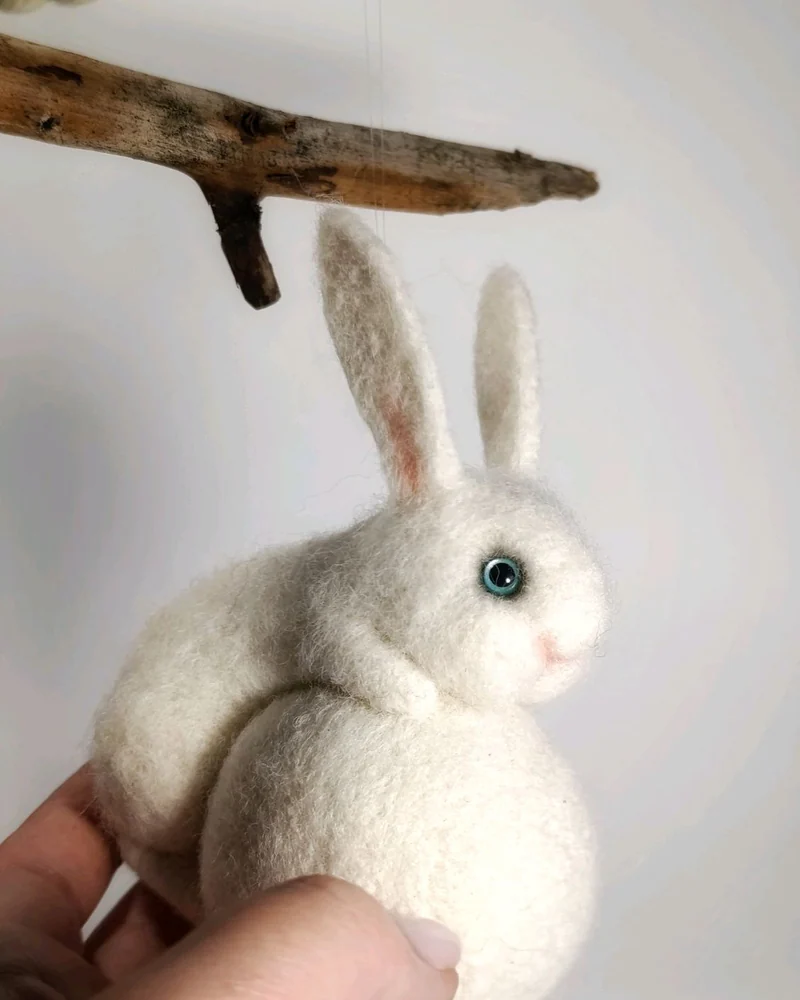 Ёлочная игрушка Зайка на шаре