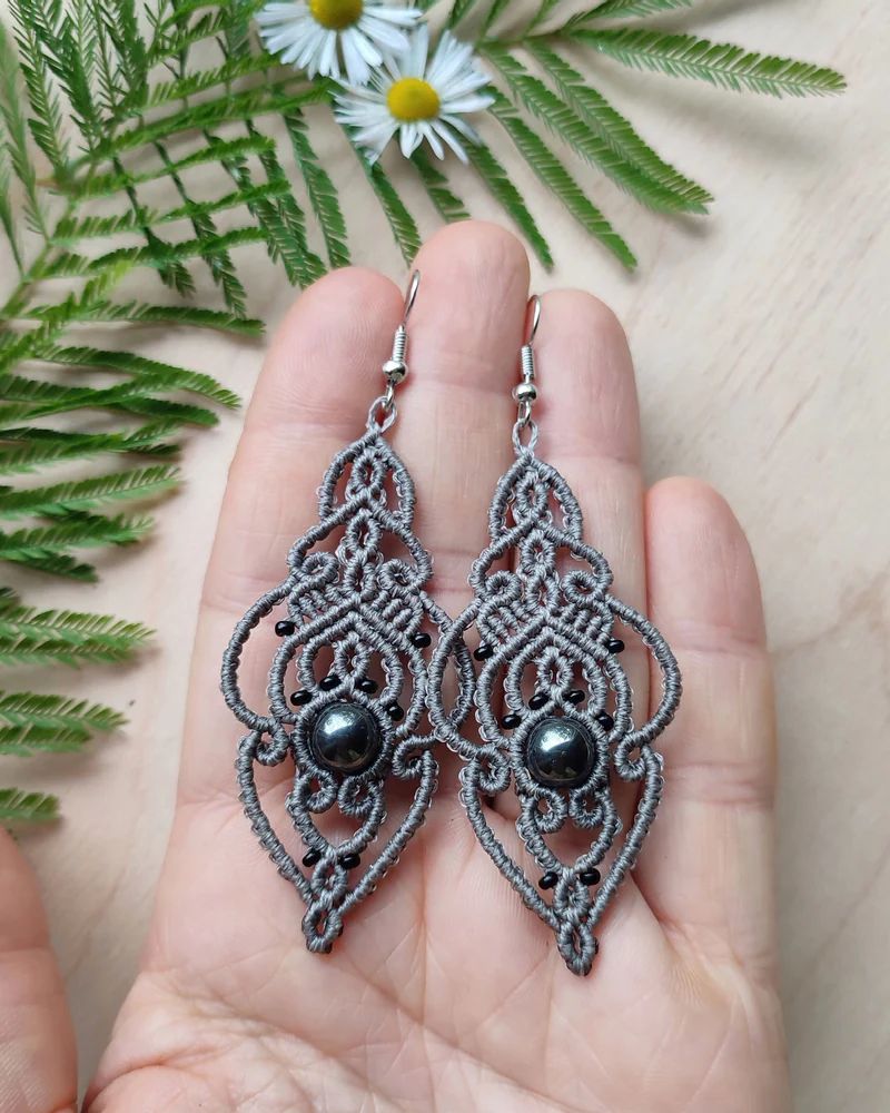 Серьги макраме «Винтаж» — Серые