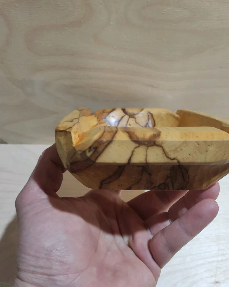 Миска из берёзы, грубая резьба — Миска из берёзы, грубая резьба
