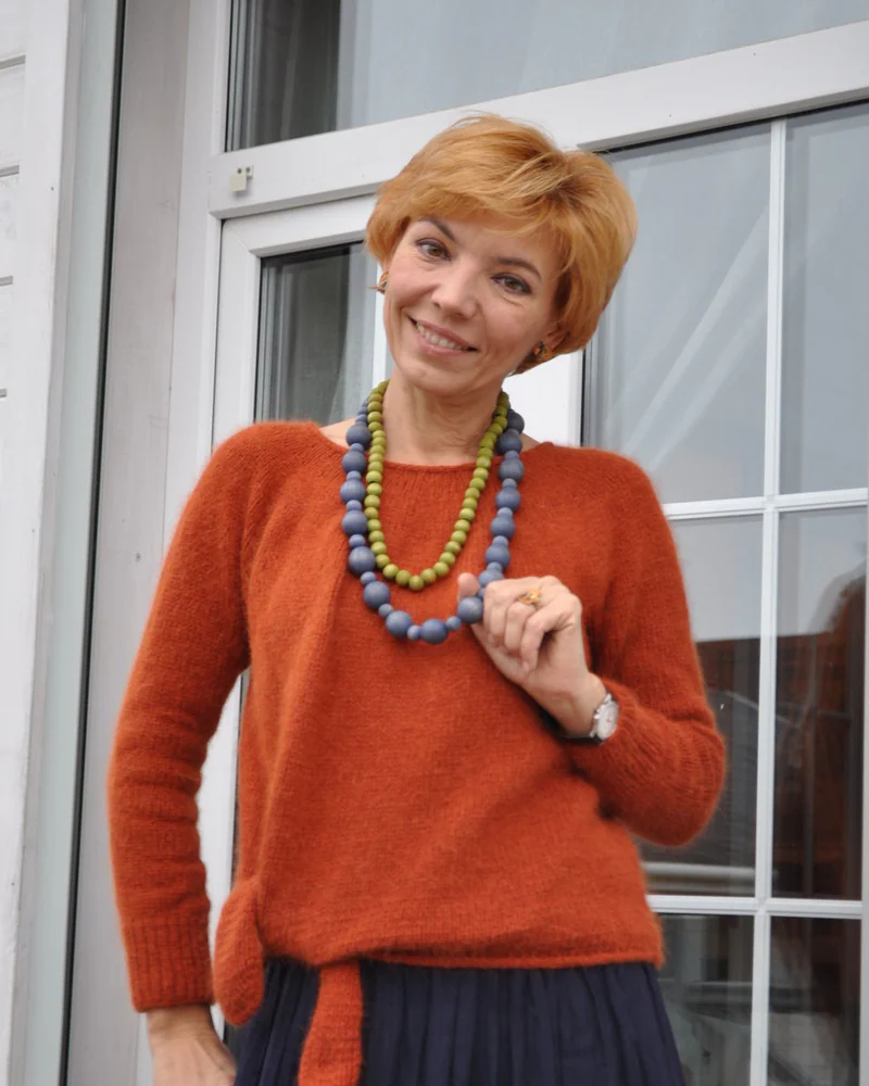 Вязаный свитер "Больше цвета"