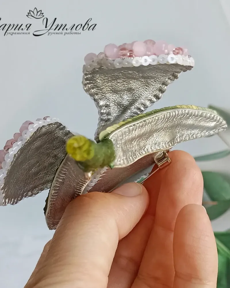 Брошь «Ирис», розовая