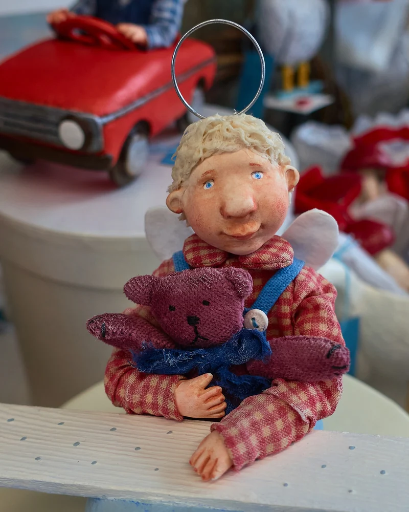 Ёлочная игрушка «Ангелок на самолёте»