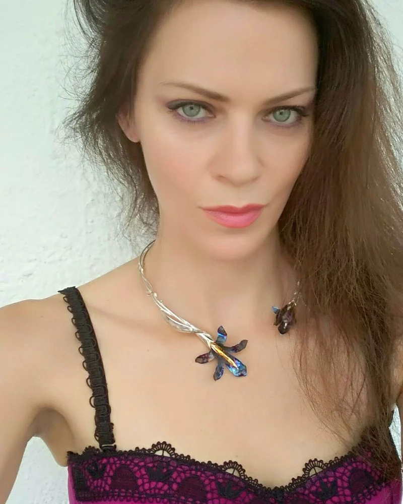 Колье "Black orchids"