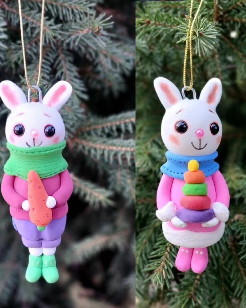 Ёлочная игрушка «Зайка» — Зайка с морковкой