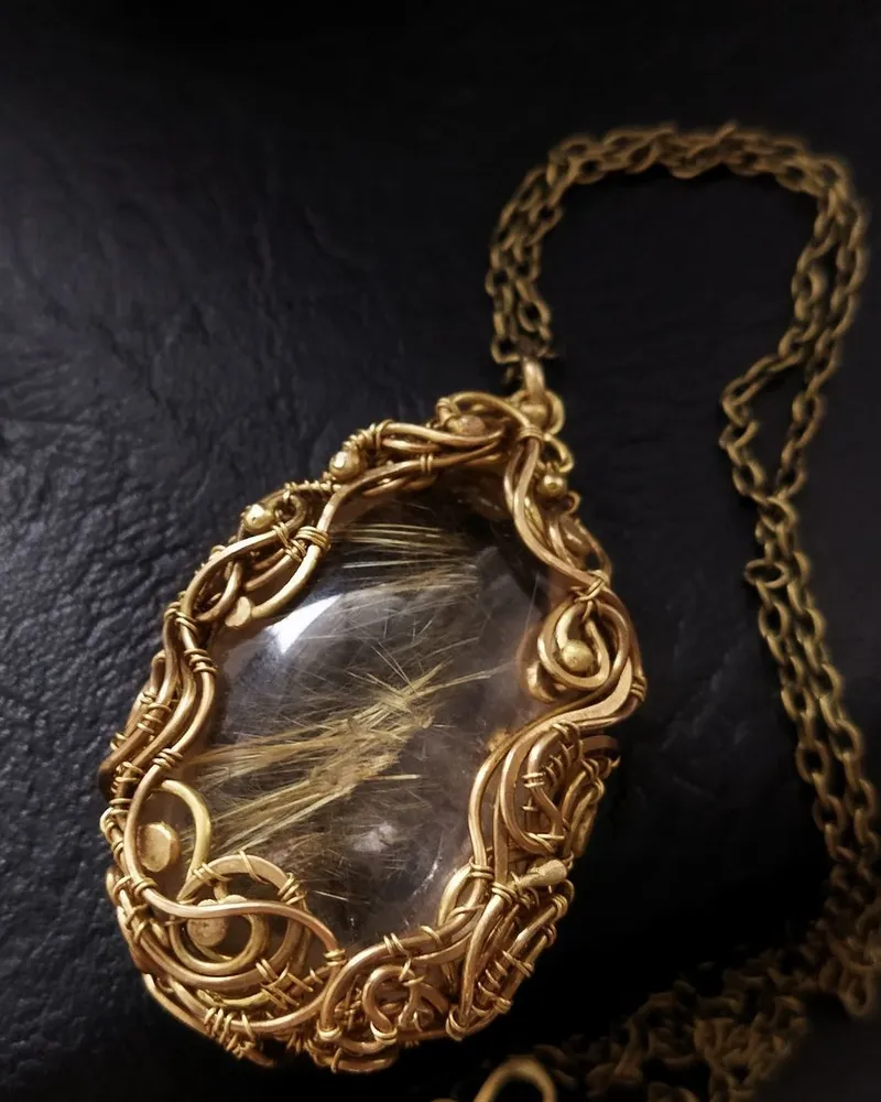 Кулон c камнем рутиловый кварц "Venus gold" #2 — коричневый — Рутиловый кварц