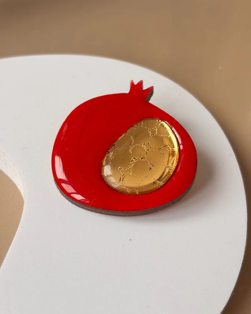 Брошь Гранат