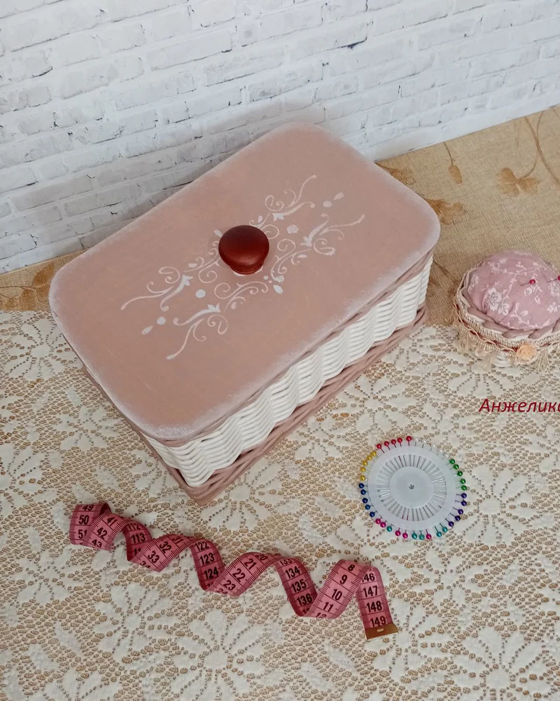 Шкатулка,короб,корзина для хранения различных вещей
