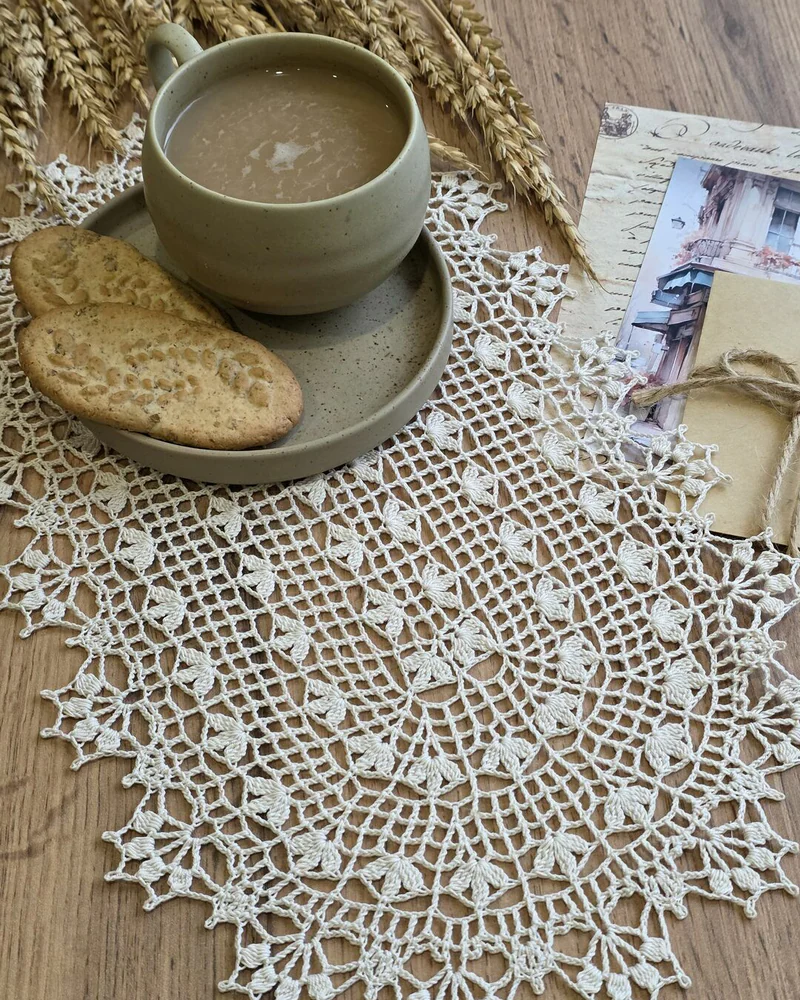 Овальная салфетка на стол
