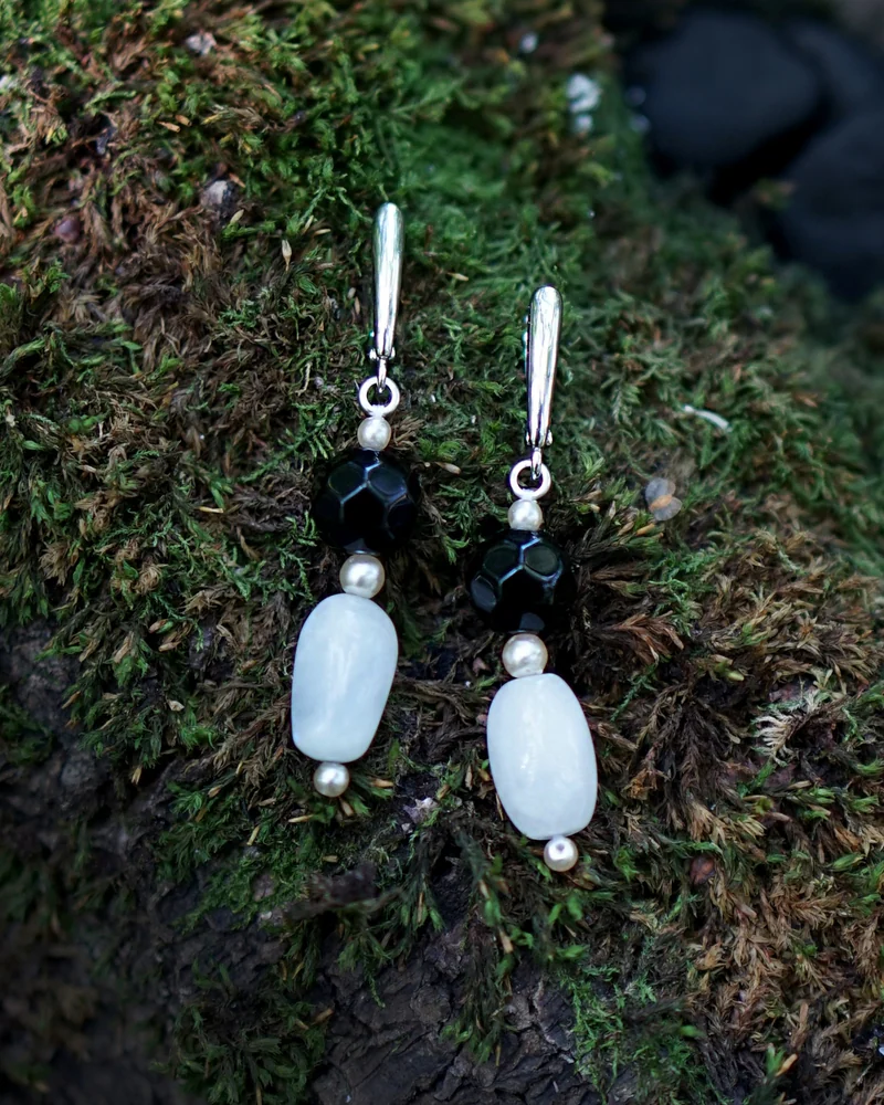 Серьги с белым ониксом — Серьги с белым ониксом