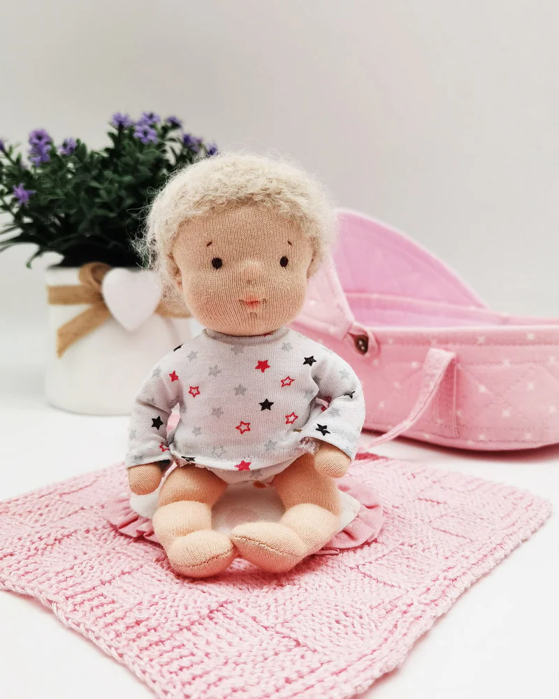 Вальдорфская кукла малыш Игровая