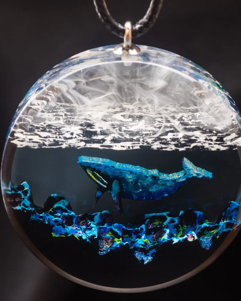 Кулон "Whale blue" — Основной вариант