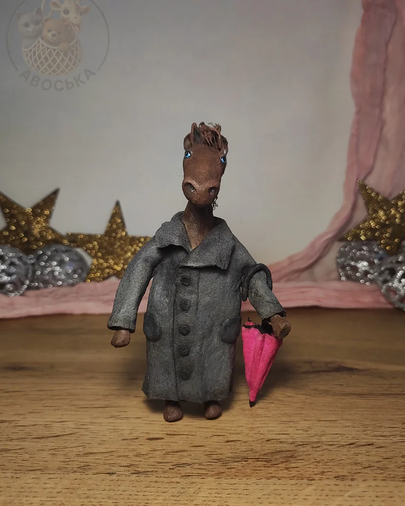Ватная игрушка «Конь в пальто»