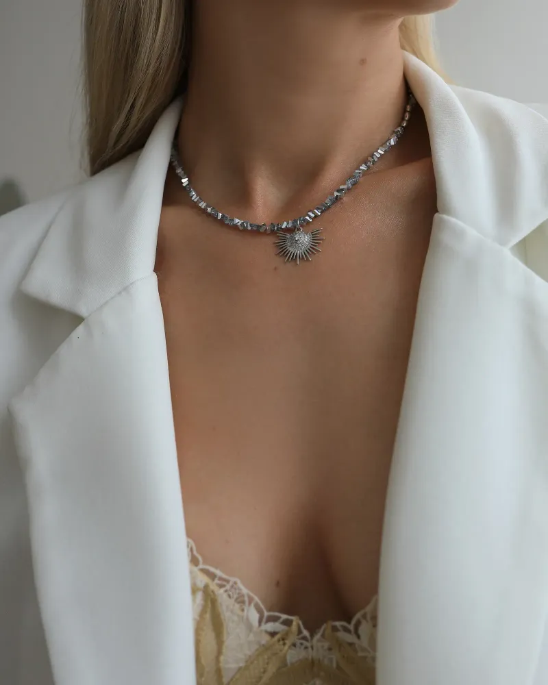 Чокер из ювелирного стекла