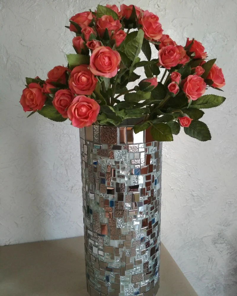 Ваза с мозаичным декором, серый