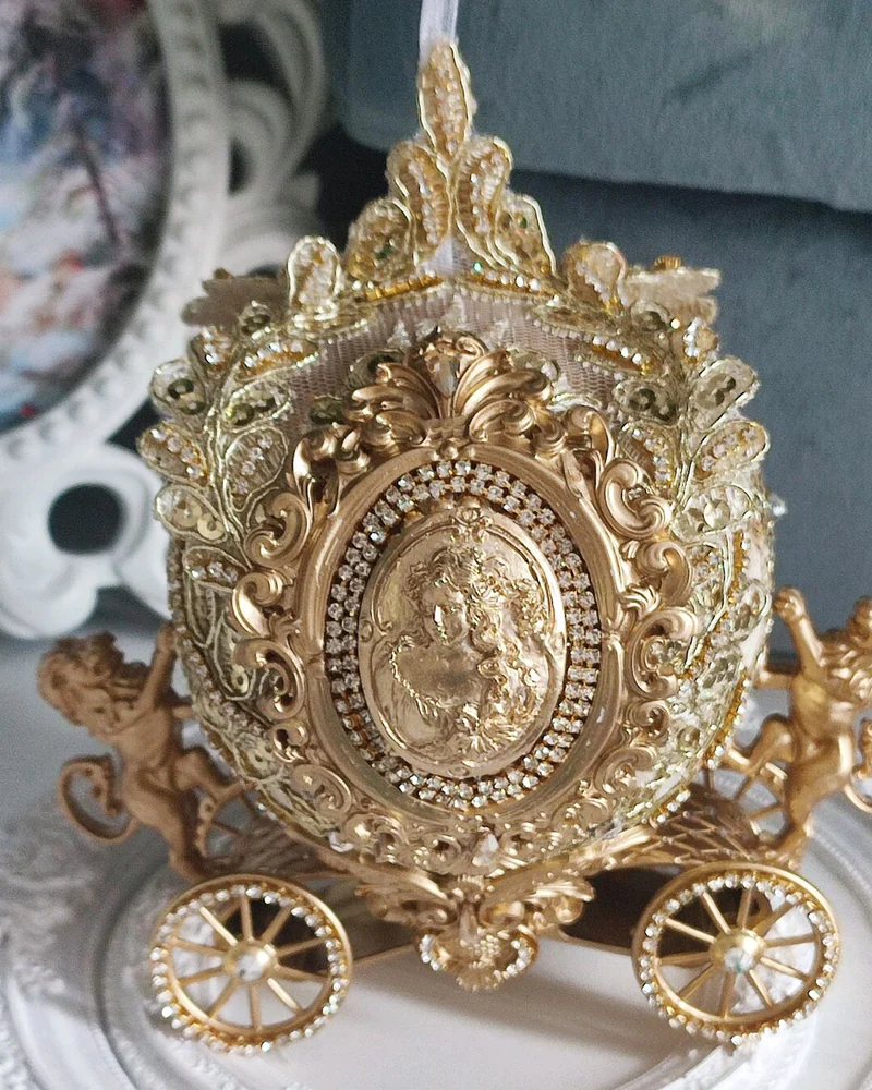 Ёлочная игрушка "Карета"