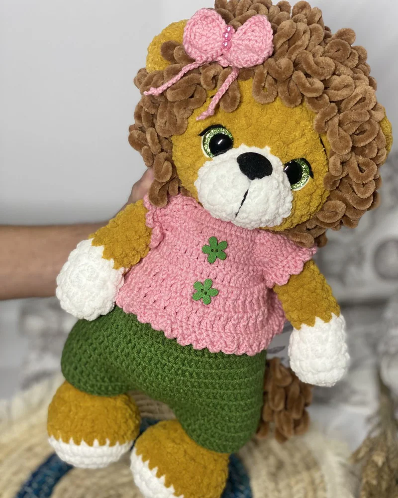 Вязаный лев амигуруми