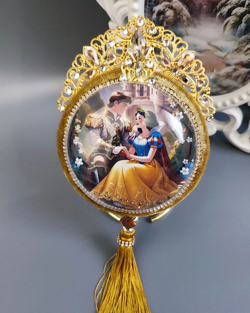 Ёлочная игрушка медальон