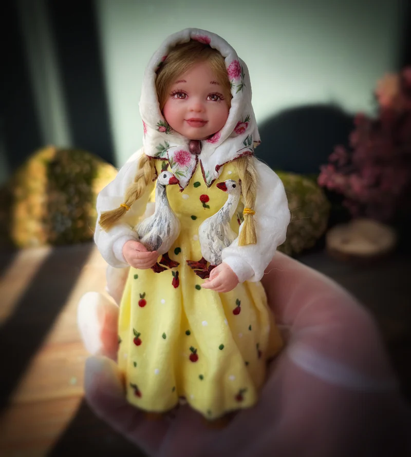 Ватная ёлочная игрушка Маша и гуси