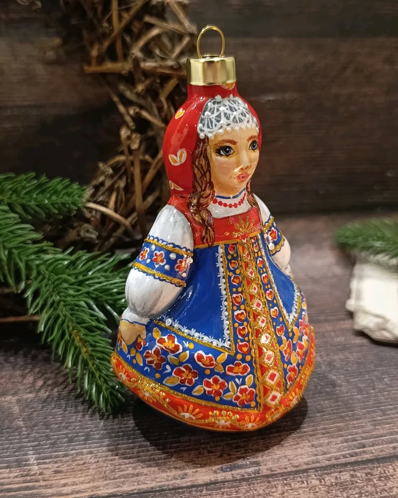 Ёлочная игрушка "Алёнка"